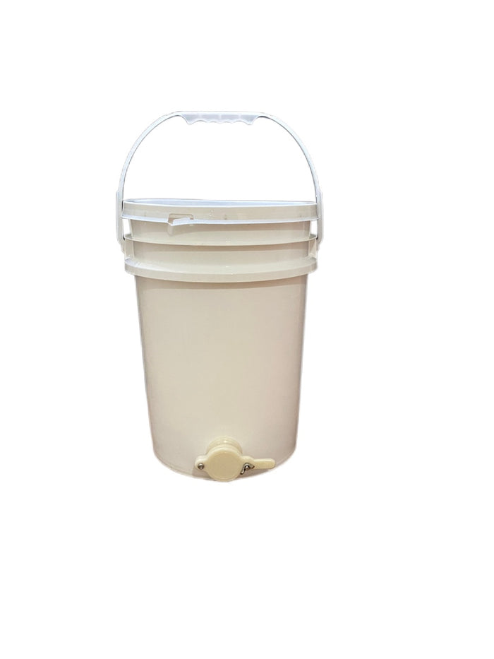 20L Honey Bucket with Honey Gate