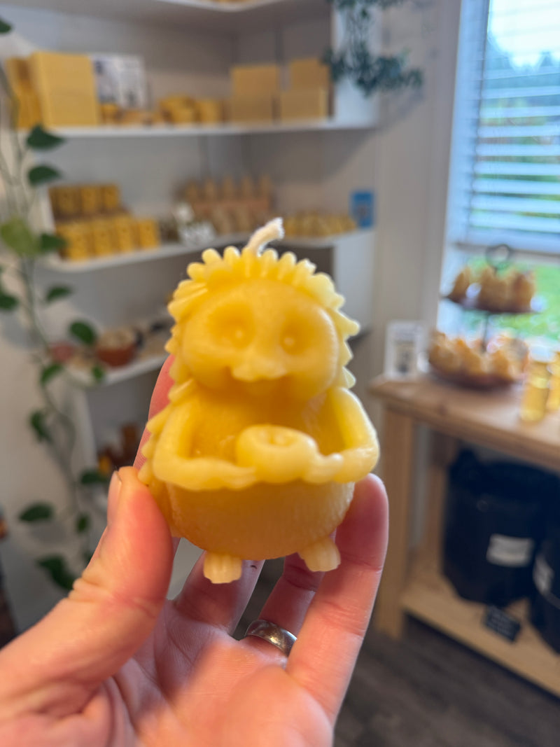 Hedgehog- Beeswax Candle